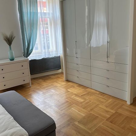 Byt Ve Meste Praha 2 Екстериор снимка